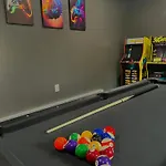 Amazing Home With Private Pool, Game Room & Fire Pit!