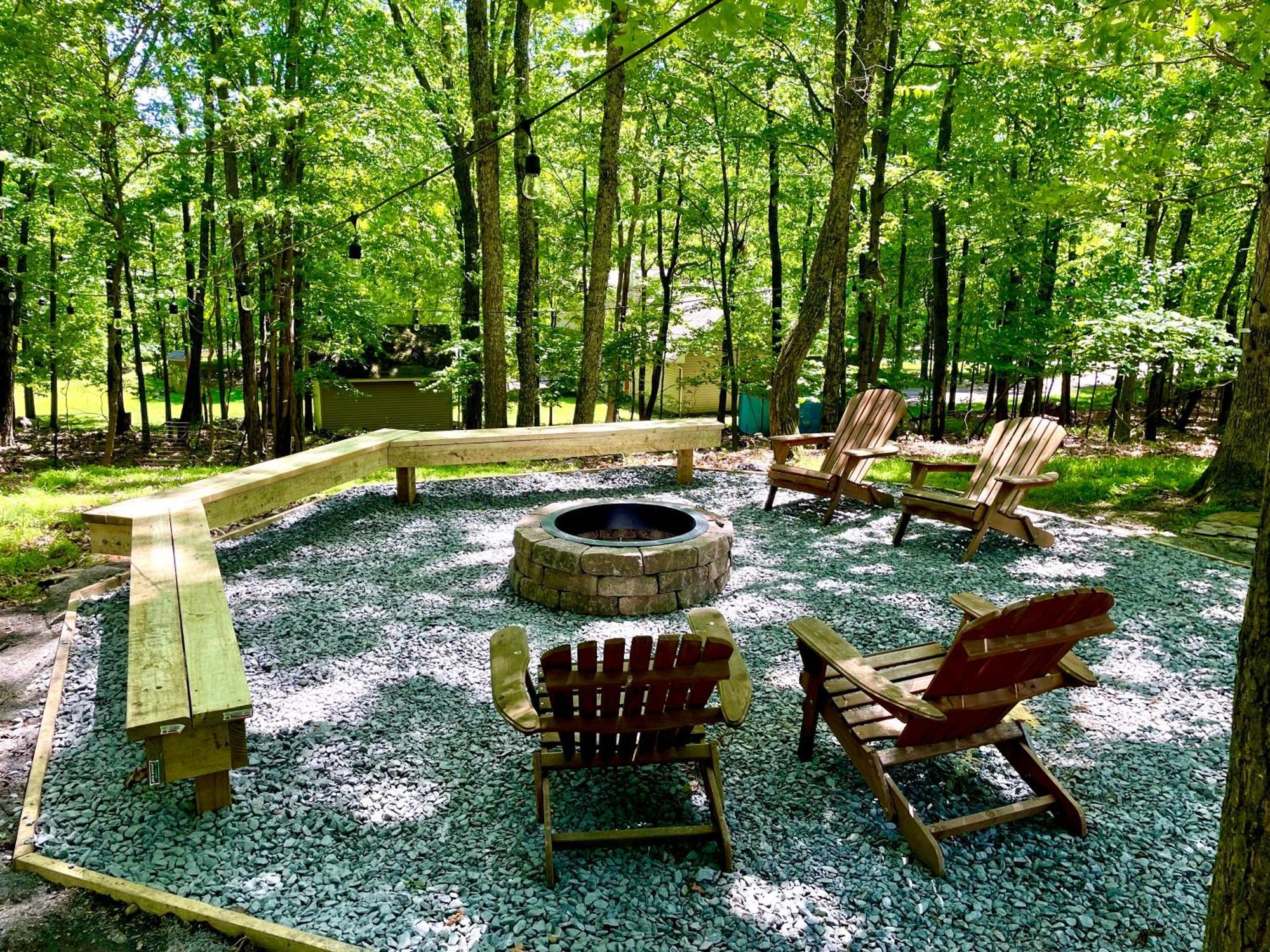 Amazing With Private Pool, Game & Fire Pit! Сasa de vacaciones East Stroudsburg